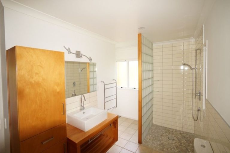 Photo of property in 93 Uretiti Road, Waipu, 0582