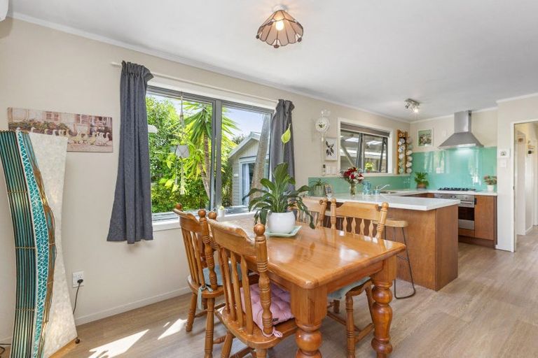 Photo of property in 23b Uenuku Avenue, Raglan, 3225