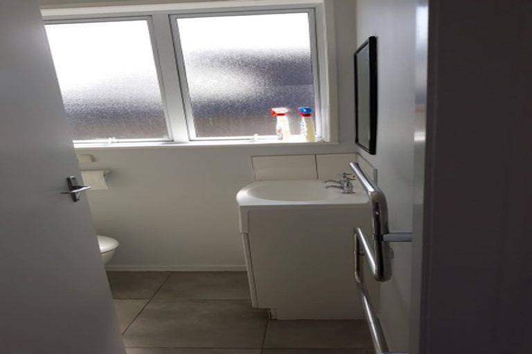 Photo of property in 288 Devon Street West, New Plymouth, 4310