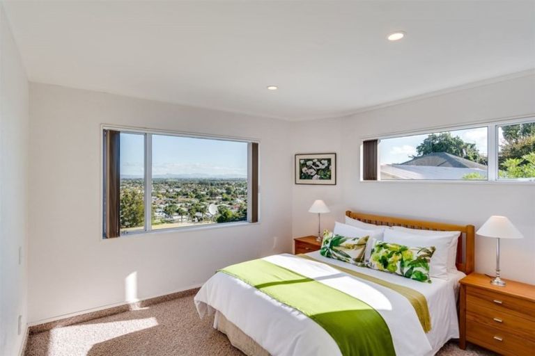 Photo of property in 29 Enfield Road, Hospital Hill, Napier, 4110