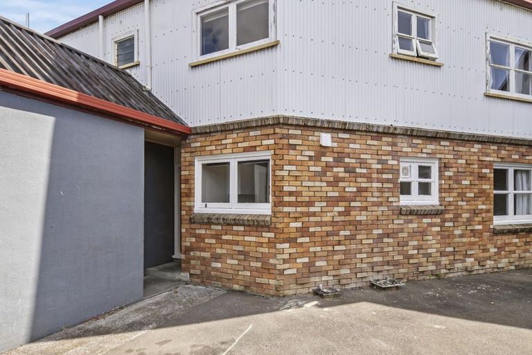 Photo of property in 2/184 Powderham Street, New Plymouth, 4310