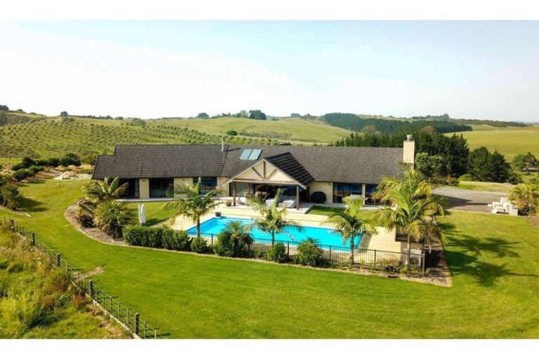 Photo of property in 109 Te Kowhai Point Road, Kerikeri, 0294