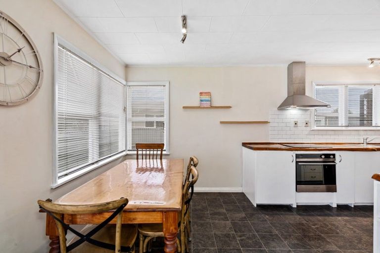 Photo of property in 23 Southwark Avenue, Tamatea, Napier, 4112