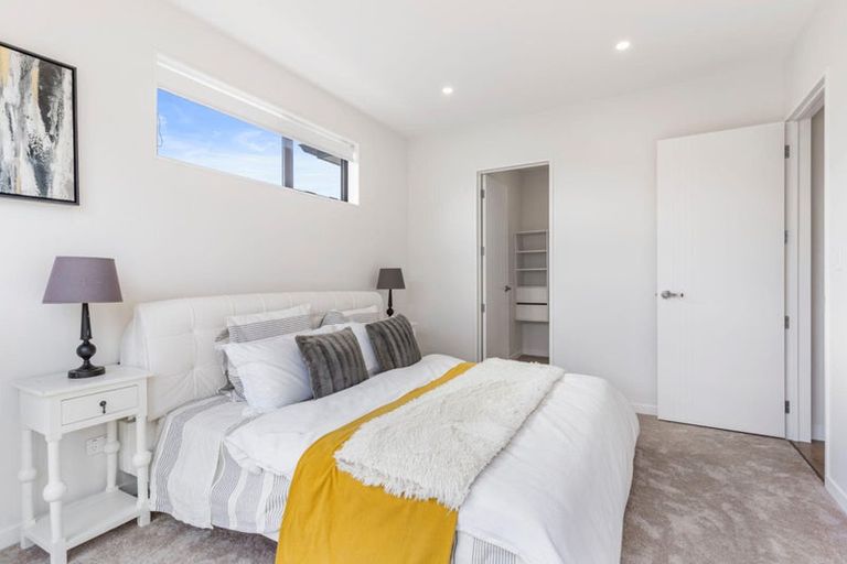 Photo of property in 28 Baumea Rise, Massey, Auckland, 0614