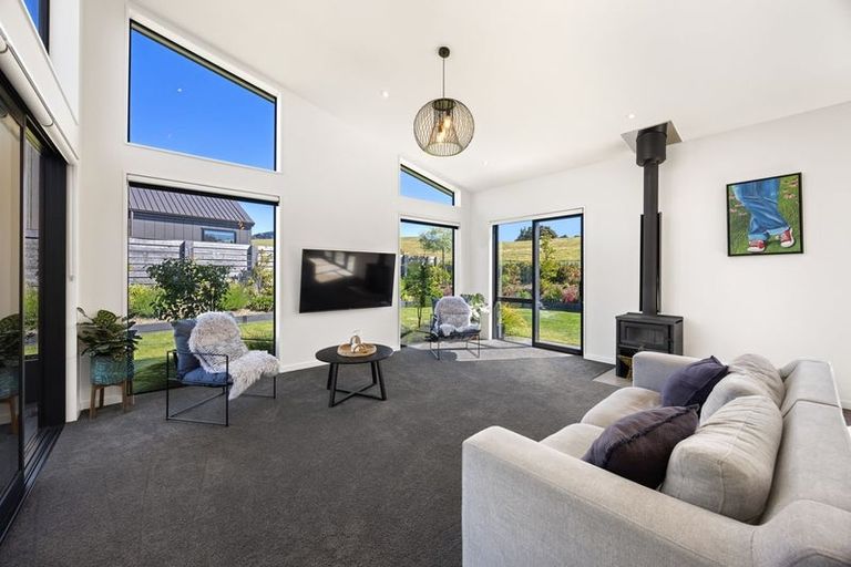 Photo of property in 87a Infinity Drive, Wanaka, 9305