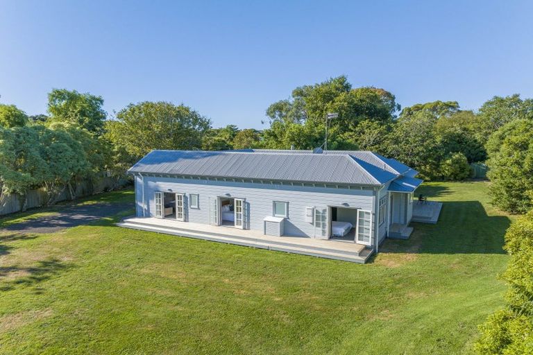 Photo of property in 43 Dale Road, Raumati South, Paraparaumu, 5032