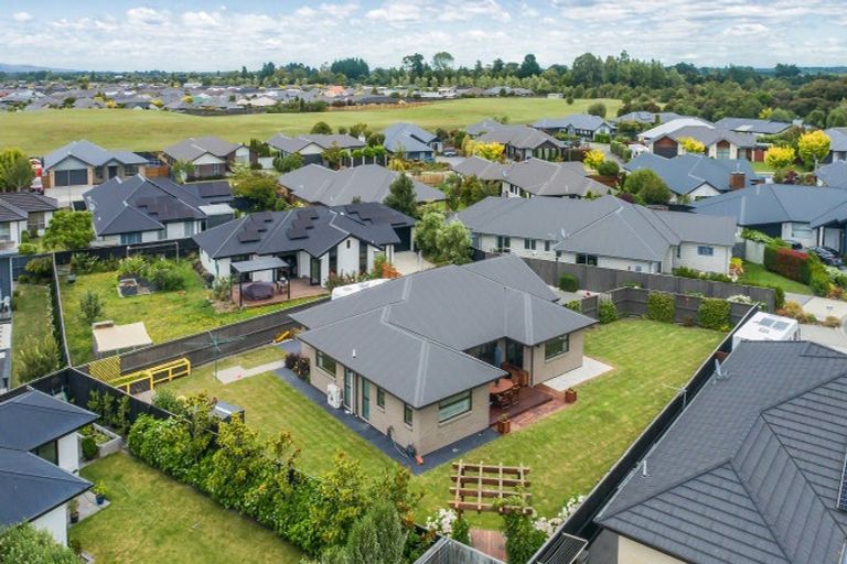 Photo of property in 11 Crampton Close, Kaiapoi, 7630