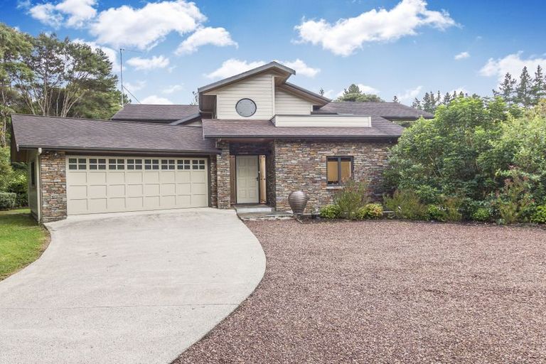 Photo of property in 23 Cochran Road, Oratia, Auckland, 0604