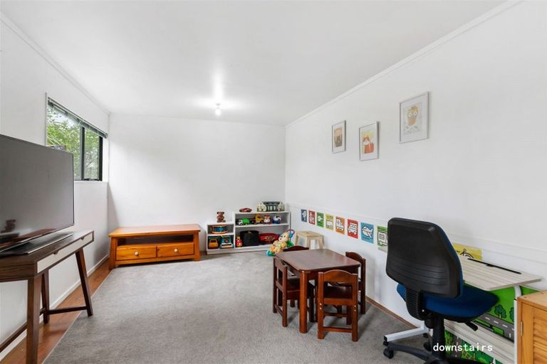 Photo of property in 2/26 Noeleen Street, Glenfield, Auckland, 0629