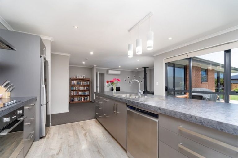 Photo of property in 48 Armstrong Avenue, Carterton, 5713