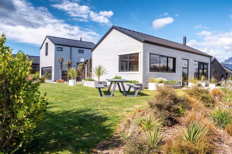 Photo of property in 7 Polperro Court, Jacks Point, Queenstown, 9371
