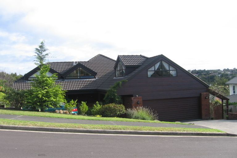 Photo of property in 124 Onetaunga Road, Chatswood, Auckland, 0626