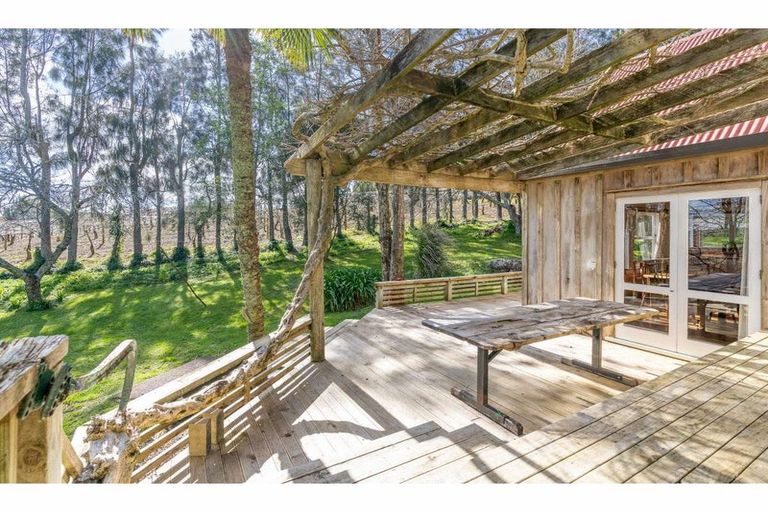 Photo of property in 542 Kerikeri Road, Kerikeri, 0293
