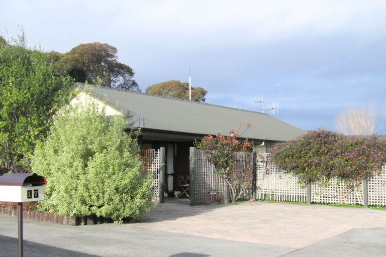 Photo of property in 19 Beveridge Place, Greenmeadows, Napier, 4112