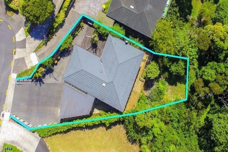 Photo of property in 3 Mulberry Place, Glenfield, Auckland, 0629