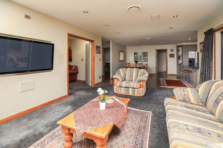 Photo of property in 49 Coleraine Drive, Rototuna, Hamilton, 3210