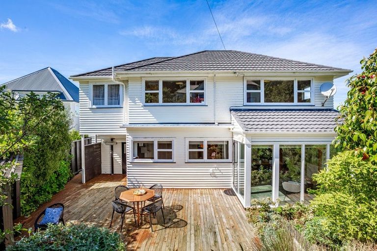 Photo of property in 8 Jalna Avenue, Khandallah, Wellington, 6035