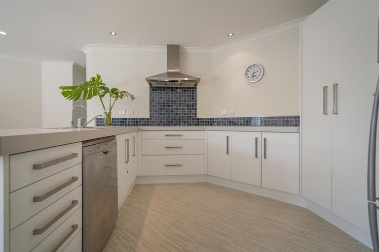 Photo of property in 3 Mermaid Place, Whitianga, 3510