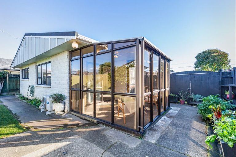 Photo of property in 112a Winchester Street, Levin, 5510