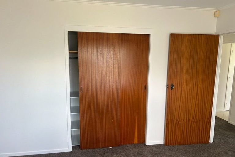 Photo of property in 1/40 Coronation Road, Hillcrest, Auckland, 0627