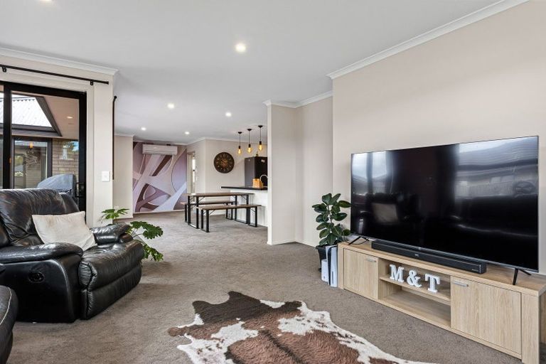 Photo of property in 11 Crampton Close, Kaiapoi, 7630