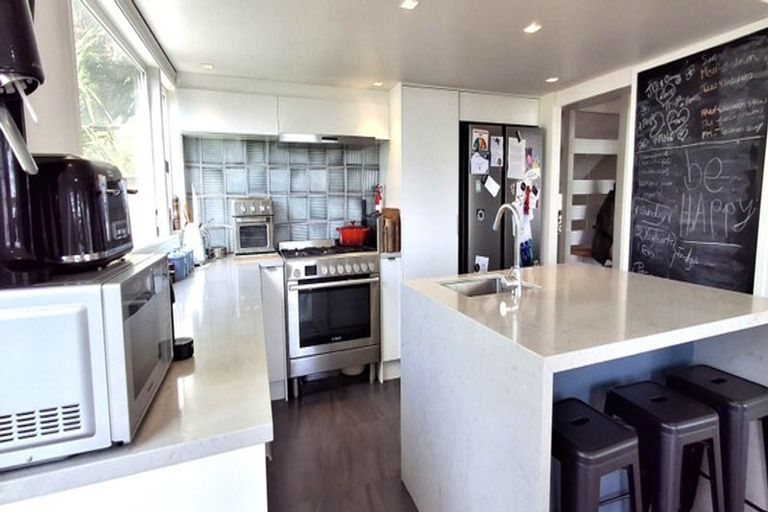 Photo of property in 92 Cecil Road, Wadestown, Wellington, 6012