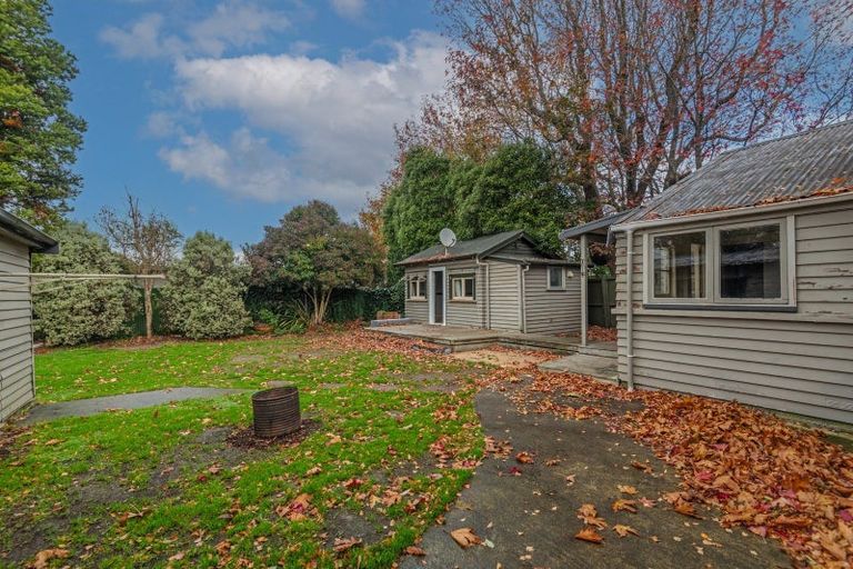 Photo of property in 374 College Street, Hokowhitu, Palmerston North, 4410