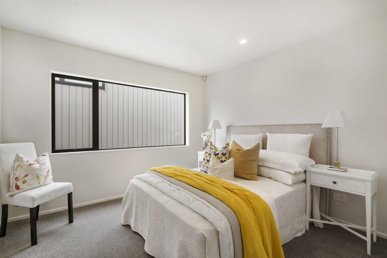 Photo of property in 6b Pax Avenue, Forrest Hill, Auckland, 0620