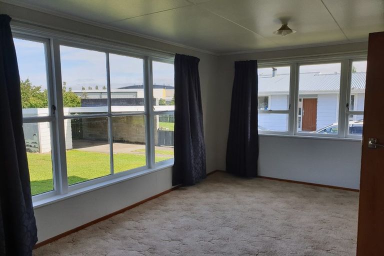 Photo of property in 20 Sword Street, Gore, 9710