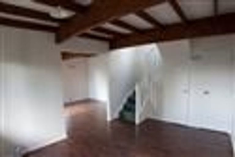 Photo of property in 2/37 Roberts Road, Glenfield, Auckland, 0629