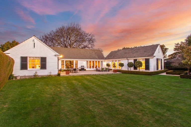 Photo of property in 48 Mcdougall Avenue, St Albans, Christchurch, 8014