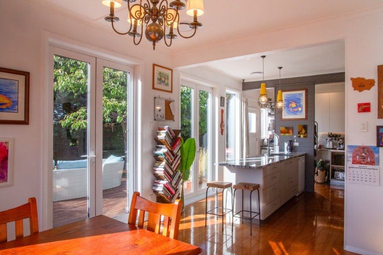 Photo of property in 3 Mckenzie Terrace, Carterton, 5713