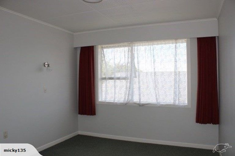 Photo of property in 24 Carthew Street, Okato, 4335