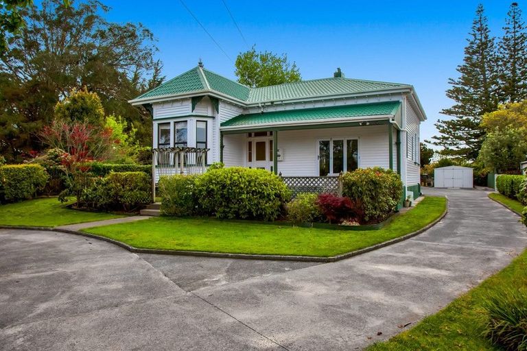Photo of property in 4 Riverside, Kaponga, Hawera, 4679