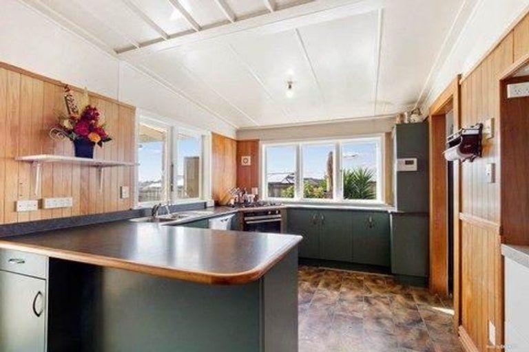 Photo of property in 235 Victoria Street West, Pukekohe, 2120