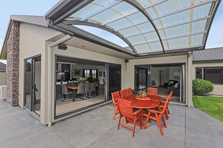 Photo of property in 51 Merlot Drive, Greenmeadows, Napier, 4112