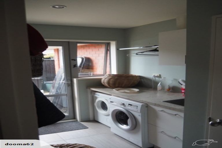 Photo of property in 25 Pentonville Close, Westmorland, Christchurch, 8025