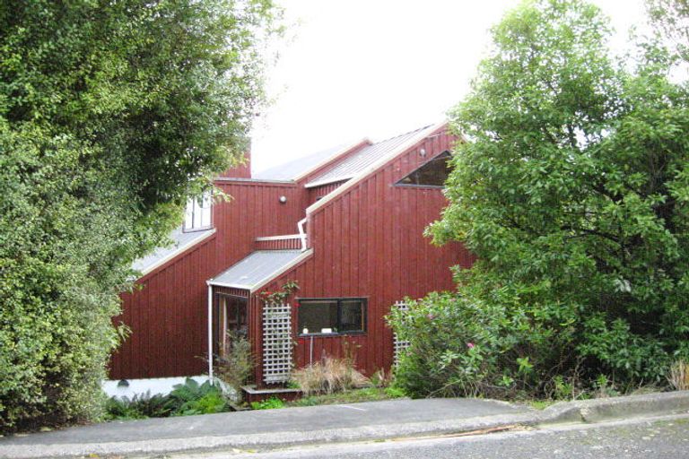 Photo of property in 19 Wharfdale Street, Macandrew Bay, Dunedin, 9014