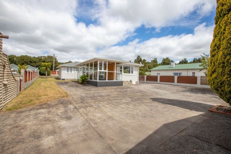 Photo of property in 16 Moore Street, Ohakune, 4625