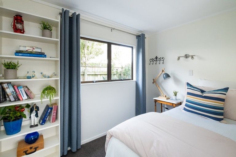 Photo of property in 86 The Esplanade, Westshore, Napier, 4110