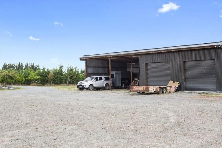 Photo of property in 53 Swamp Road, Loburn, Rangiora, 7472