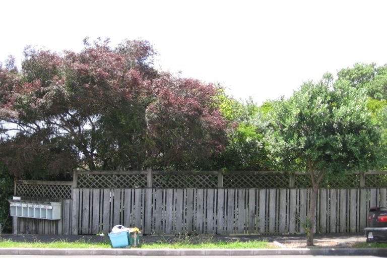 Photo of property in 1/24 Blockhouse Road, Avondale, Auckland, 1026