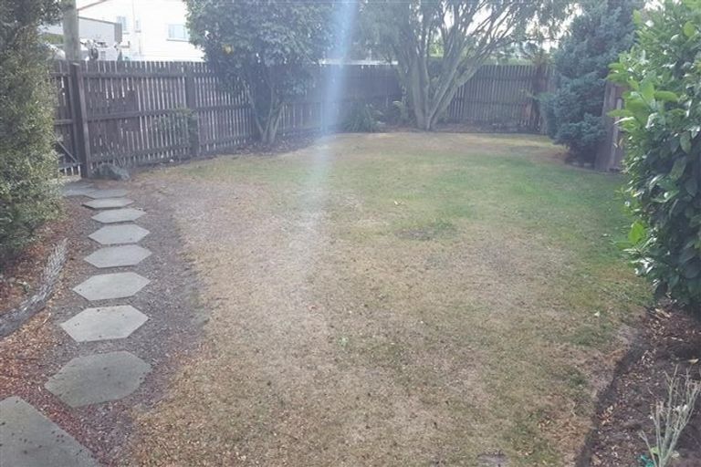 Photo of property in 1/65 Springs Road, Hornby, Christchurch, 8042