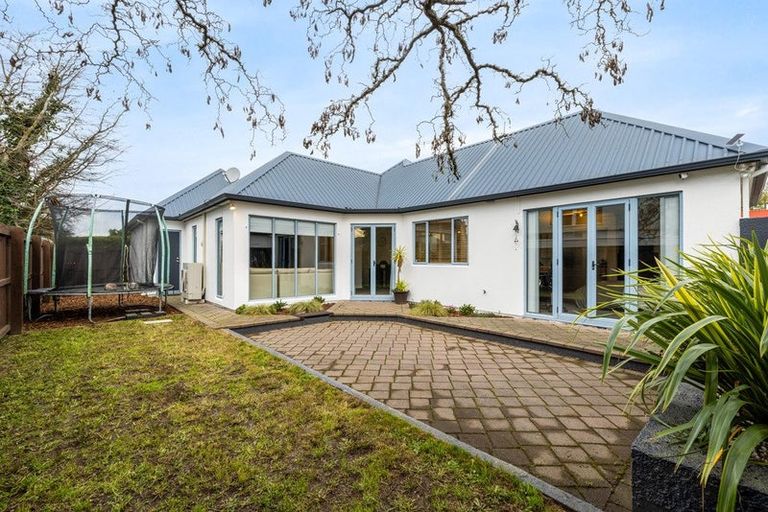 Photo of property in 1/725 Main North Road, Belfast, Christchurch, 8051