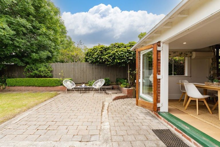 Photo of property in 21 Grandview Crescent, Opoho, Dunedin, 9010