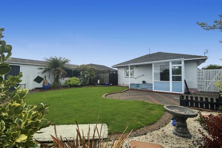 Photo of property in 5 Fenchurch Street, Northcote, Christchurch, 8052