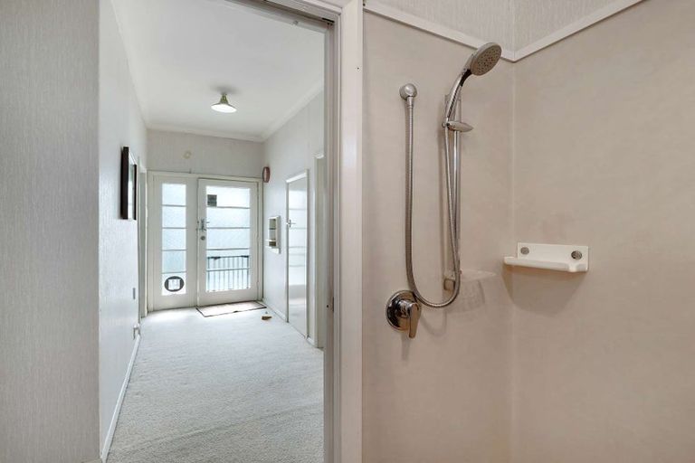 Photo of property in 25 Quinn Road, Levin, 5510