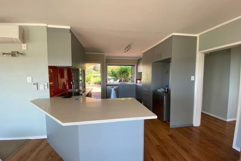 Photo of property in 9 Everard Avenue, Army Bay, Whangaparaoa, 0930