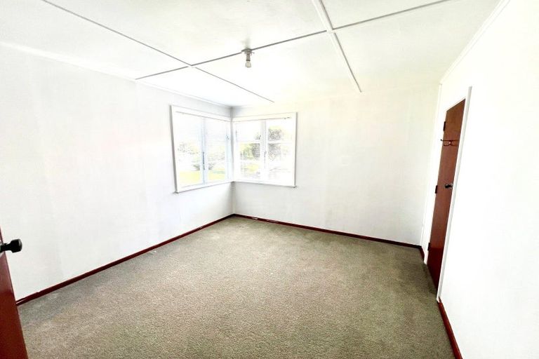 Photo of property in 8 Victor Street, Dannevirke, 4930