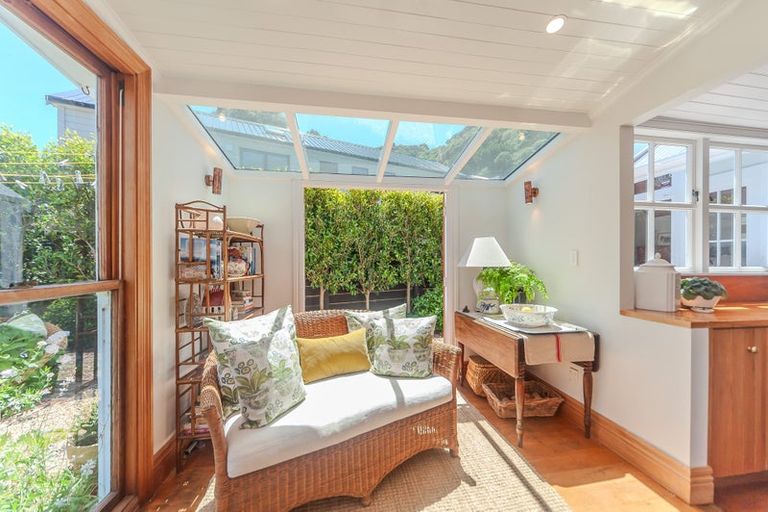 Photo of property in 1 Totara St Rona Bay, Eastbourne, Lower Hutt, 5013